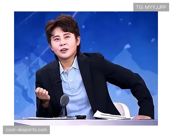 王濛在家切个水果都像在冰场压步,这手速谁跟得上 王濛在家切个水果都像在冰场压步,这手速谁跟得上